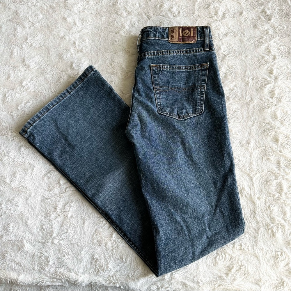 Vintage LEI Jeans Womens Juniors 5 Blue Medium Wash Bootcut Y2K Mid Rise 2000s